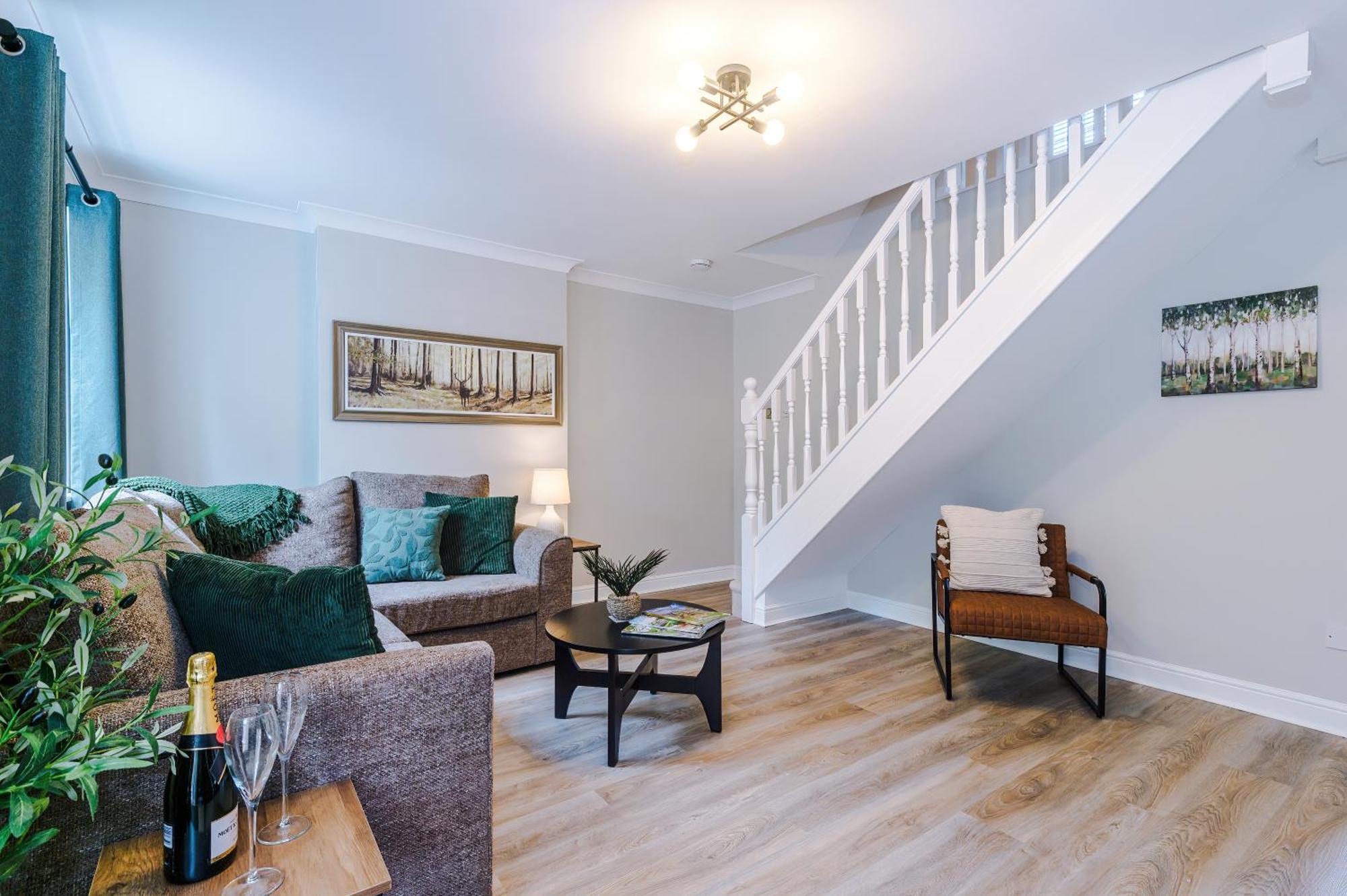 New! Stunning 3-Bed Home In Chester By 53 Degrees Property, Ideal For Groups, Free Parking! Eksteriør bilde